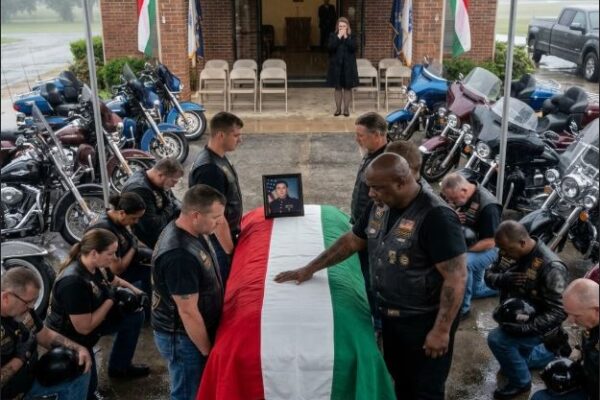 Hatvan veterán motoros tizenkét amerikai államon át indult útnak, hogy tiszteletet adjon egy elesett, árva katonának — és bebizonyítsa: egyetlen szolgálatot teljesítő embernek sem szabad egyedül a sírba mennie.